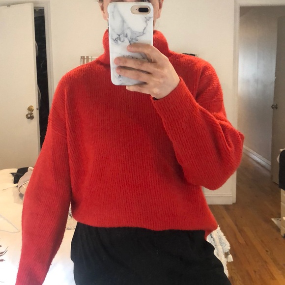 French connection super soft turtleneck - Picture 2 of 6